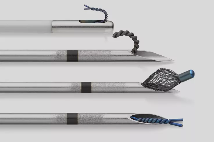 Marcadores de biopsia mamária com diferentes formas